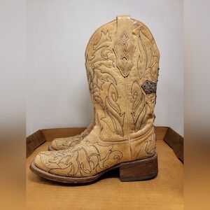 CORRAL Women's Saddle Brown Embroidered Cross and Crystals Square Toe size 7M